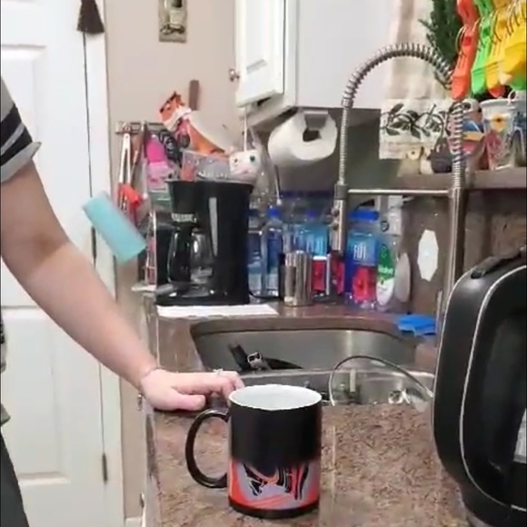 Magic Coffee Mugs - Picture 8 of 12